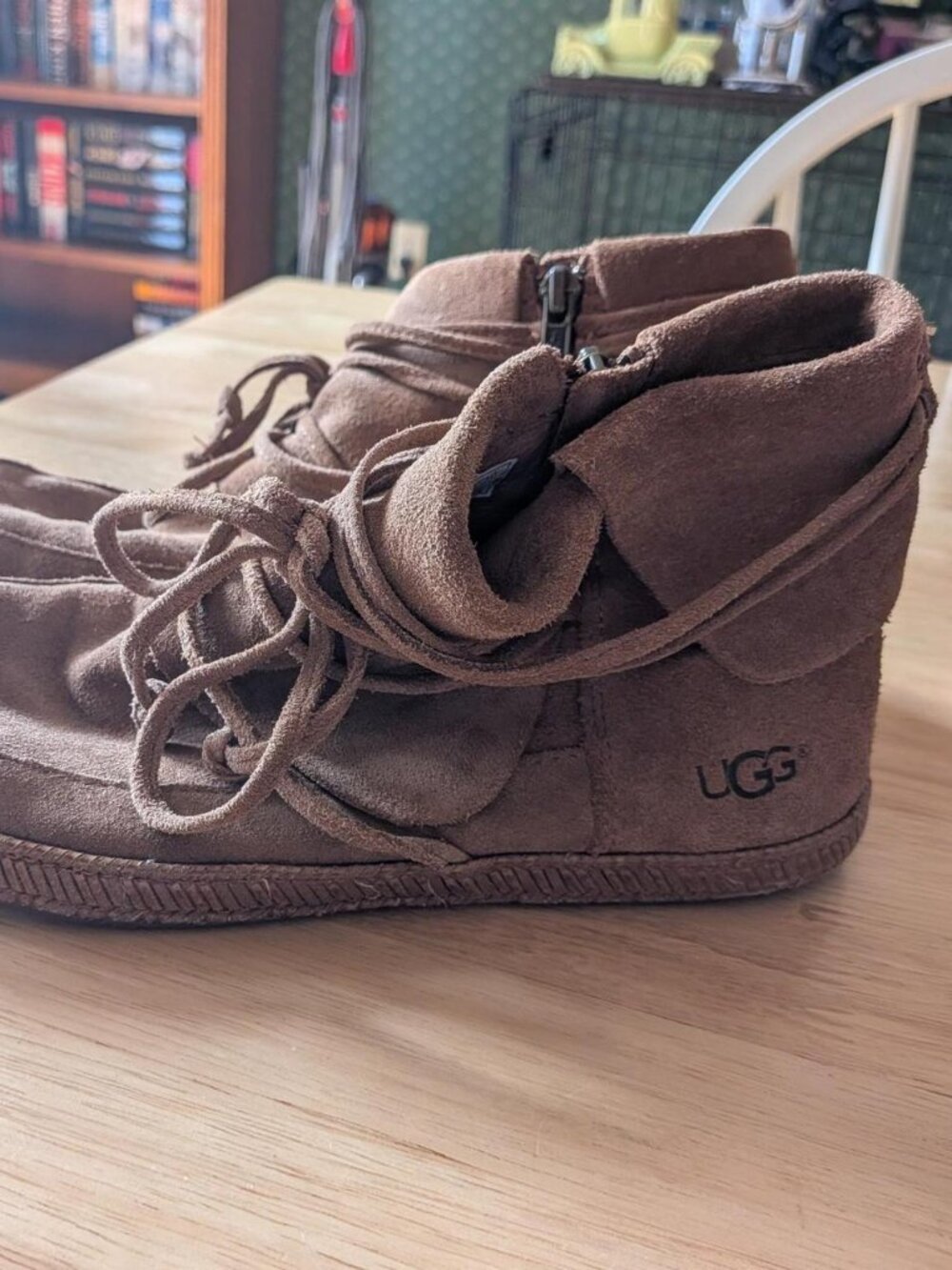 UGG Reid ankle boots size 7